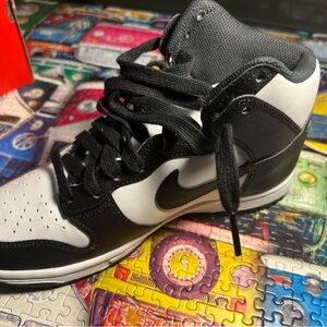 Nike Dunk High - White and University Red